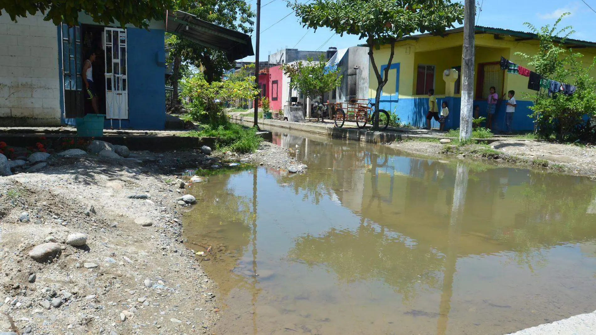 viviendas inundadas en huixtla 1